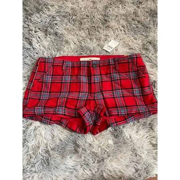 NWT Hollister Womens Shorts Size 9 Red Plaid Zipper Button Closure Summer - Picture 2 of 5